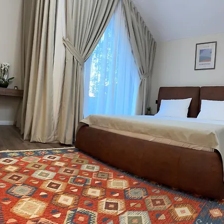 Garden Boutique Тирана