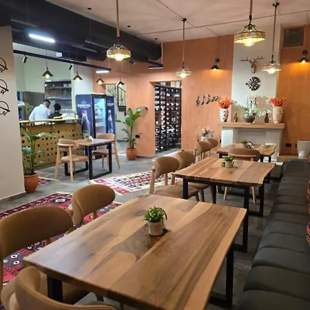 Garden Boutique 3* Тирана