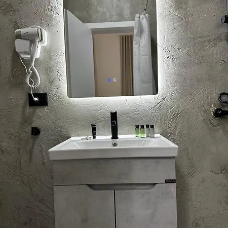 酒店 Garden Boutique 地拉那