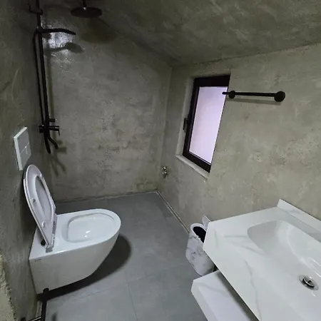 Garden Boutique 3* Тирана