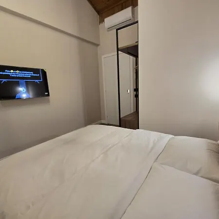 Garden Boutique 酒店 地拉那