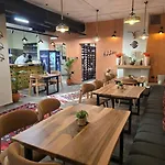 Garden Boutique 3* Tirana