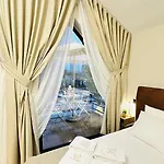 Garden Boutique 4*