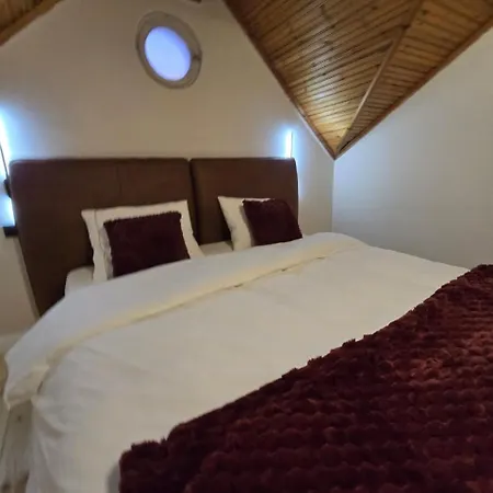 Garden Boutique Tiran