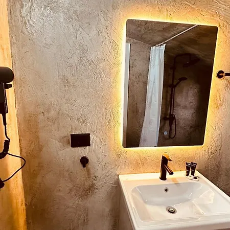 Garden Boutique 4* Tirana