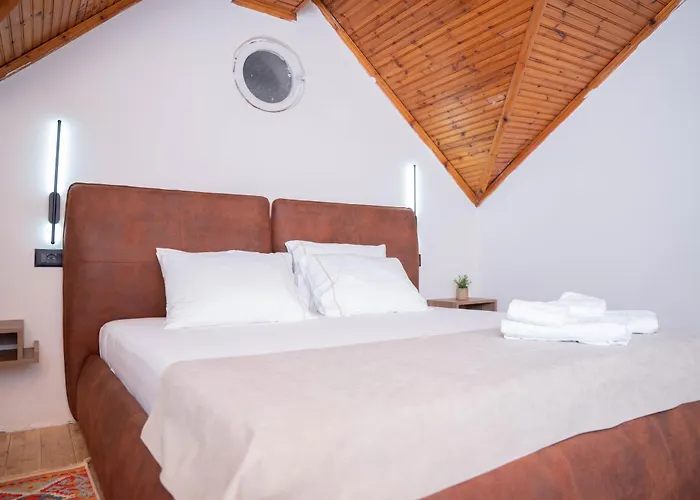 Garden Boutique Hotel